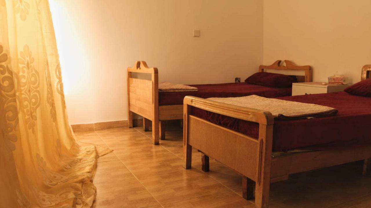 Room 17 Youth Hostel Акаба Экстерьер фото
