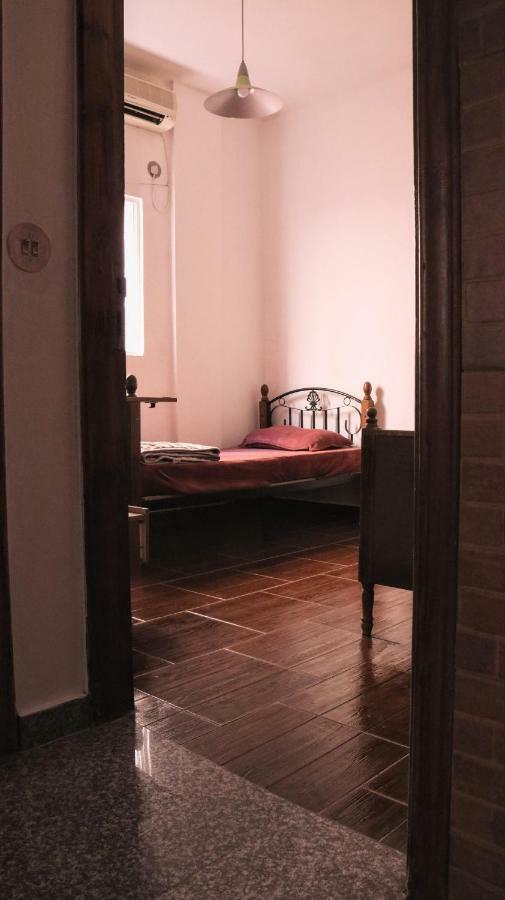 Room 17 Youth Hostel Акаба Экстерьер фото