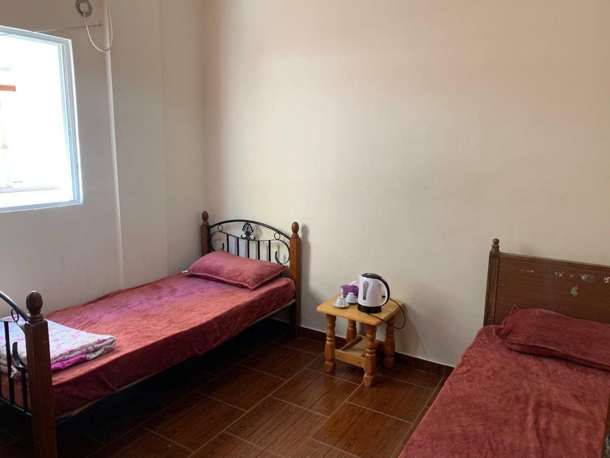 Room 17 Youth Hostel Акаба Экстерьер фото